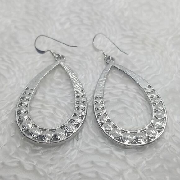 Hoop Earrings 3 Pairs Black Hoop Silver Gold Crystal Earrings - Picture 9 of 10